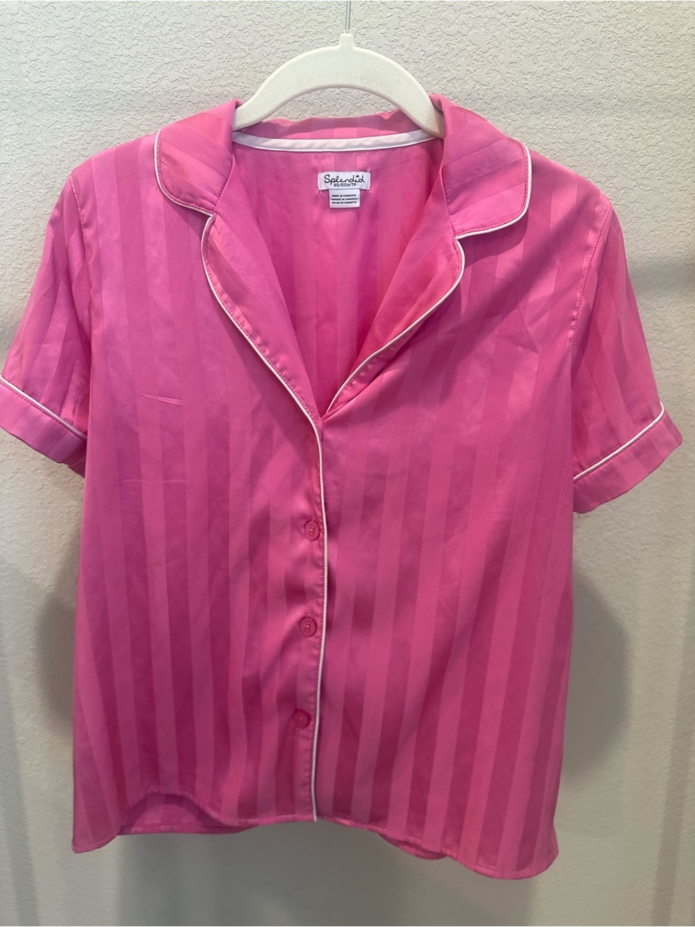 Splendid Pink Striped Short-Sleeve Blouse with White Piping